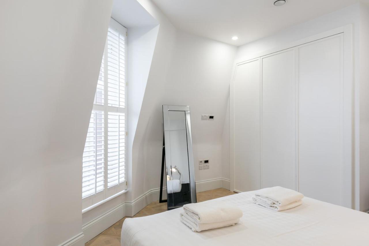 Urban Chic - Shaftesbury Apartment London Ngoại thất bức ảnh