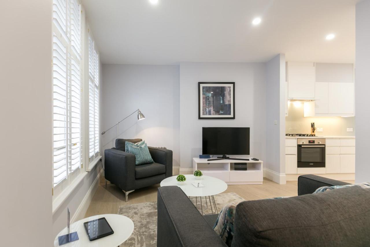 Urban Chic - Shaftesbury Apartment London Ngoại thất bức ảnh