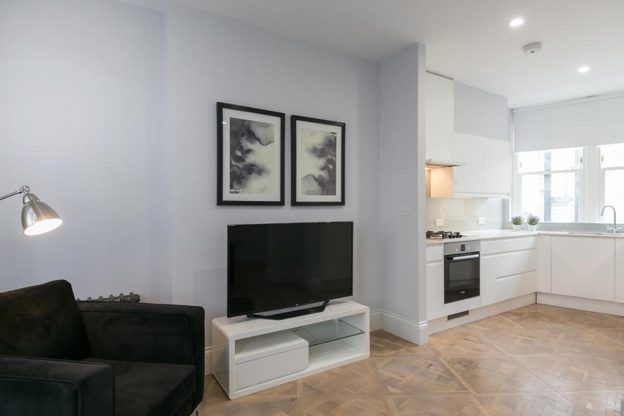 Urban Chic - Shaftesbury Apartment London Ngoại thất bức ảnh