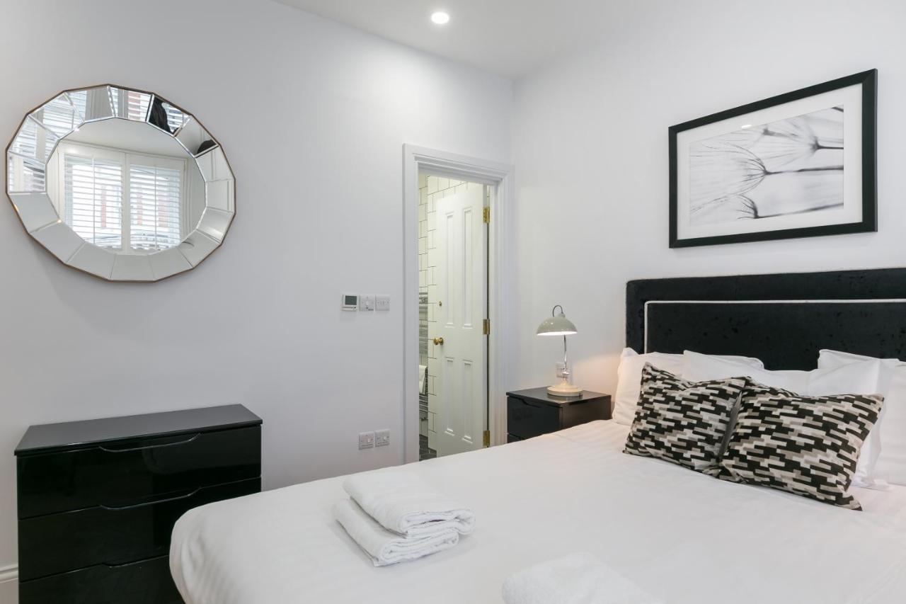 Urban Chic - Shaftesbury Apartment London Ngoại thất bức ảnh