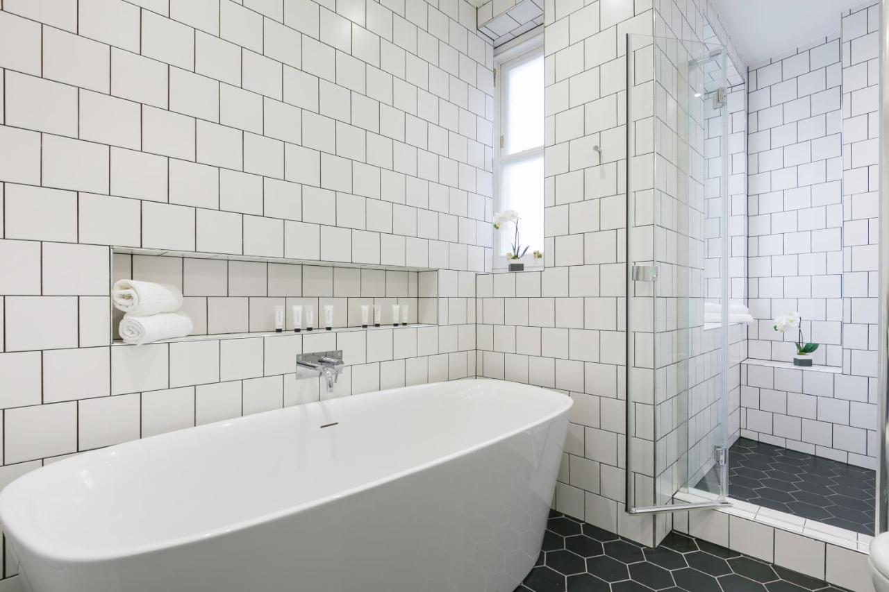 Urban Chic - Shaftesbury Apartment London Ngoại thất bức ảnh
